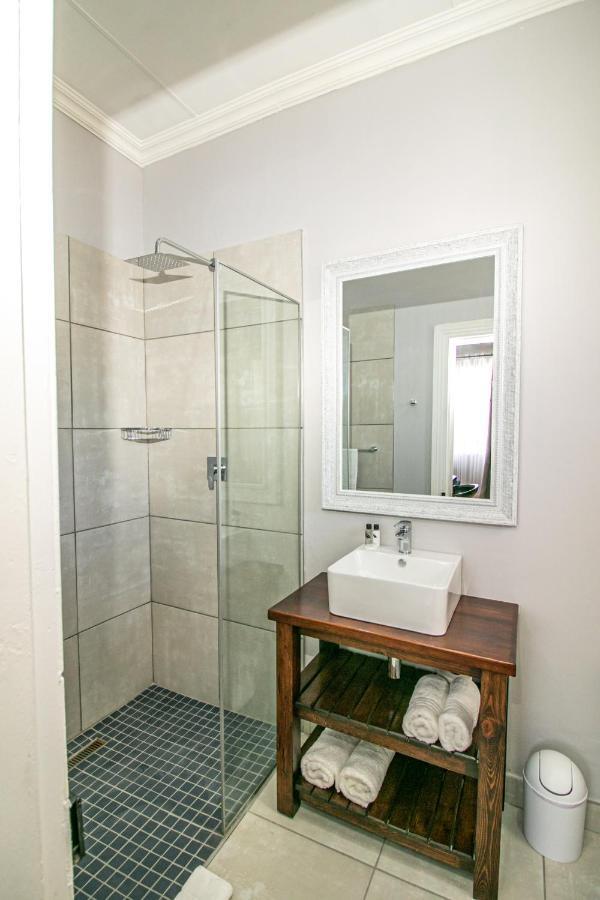 Victorian Square Guesthouse Graaff Reinet Exterior photo