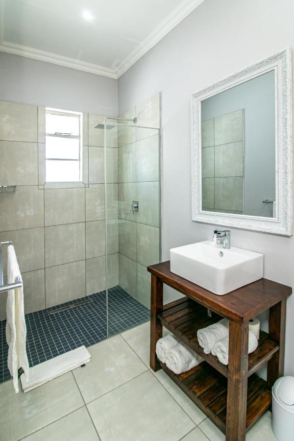 Victorian Square Guesthouse Graaff Reinet Exterior photo